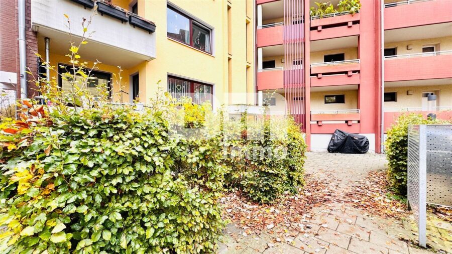 Kompakte Zweizimmerwohnung mit Balkon, Keller ruhig gelegen im Göttinger Zentrum - Haupteingang